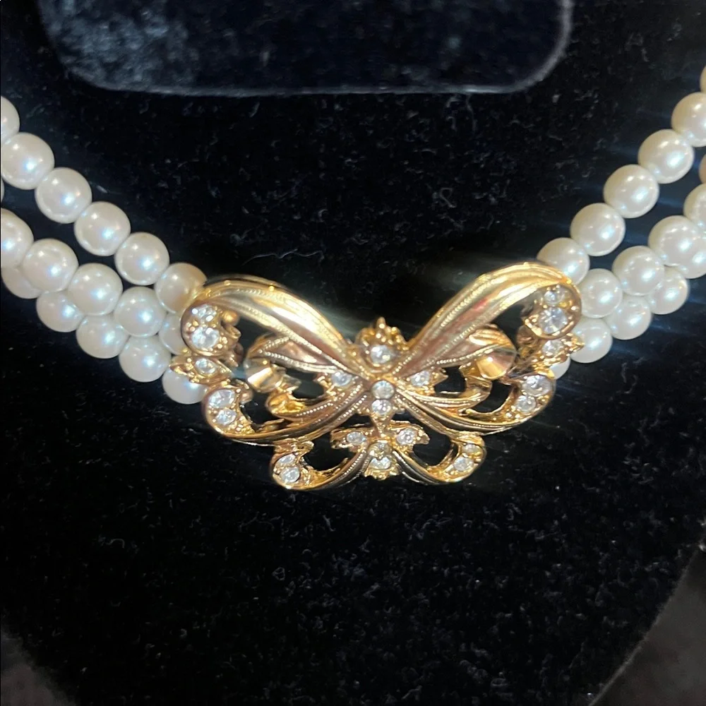 Vintage Avon Butterfly choker - Picture 3 of 5